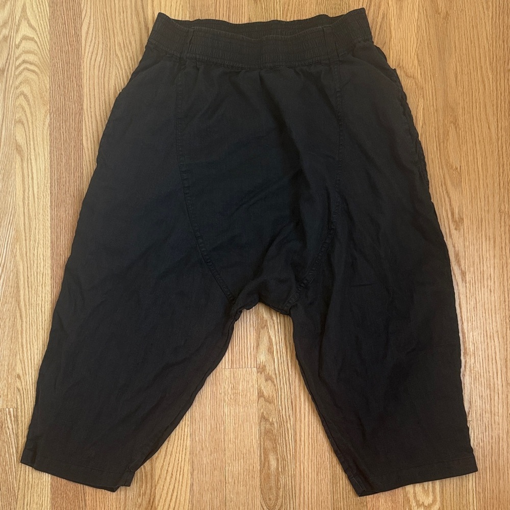 Nicholas K Weekend Shorts Linen Harem Style Black S